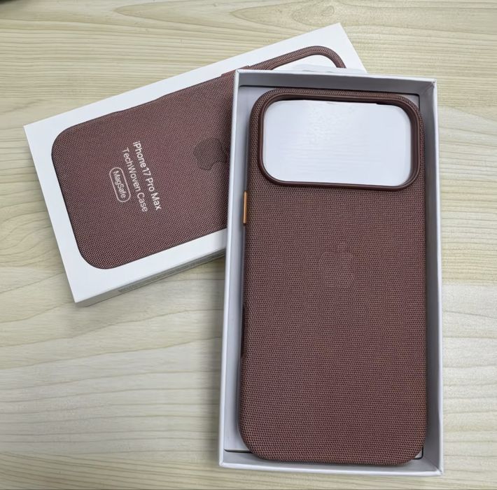 Чехол iPhone 17 Pro Max TechWoven MagSafe Case