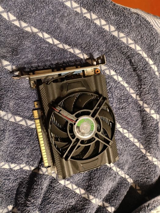 Gtx 750ti *gpu 4gb×2