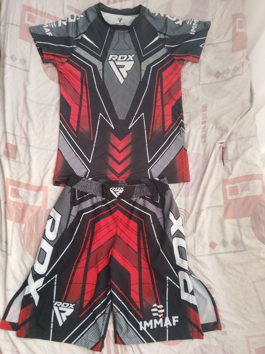 Форма Rdx для единоборств