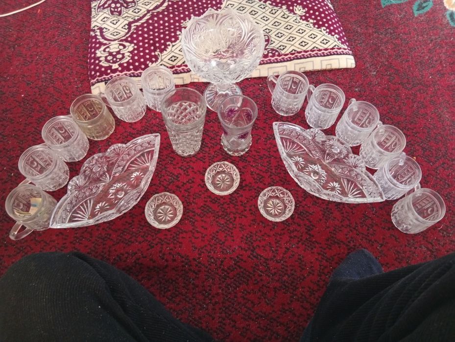 Посуда хрустальная советская.