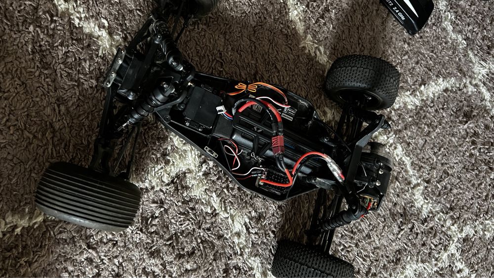 Automodel buggy 1/10