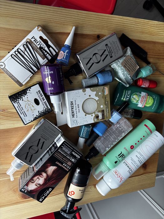 Лот козметика Essie, Orly, WOW, Avene, Taft, syoss, Garnier