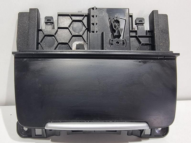 Scrumiera fata Audi A4 8K2, B8 8K0857965 Berlina