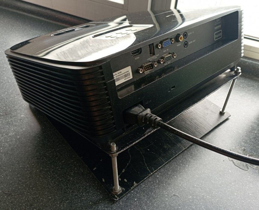 Проектор  Optoma