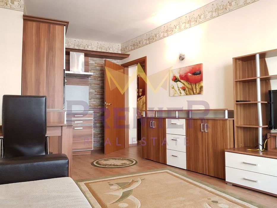 Дава се под наем Двустаен апартамент в Варна, Център - 55 кв.м за 480 € - Снимка #1