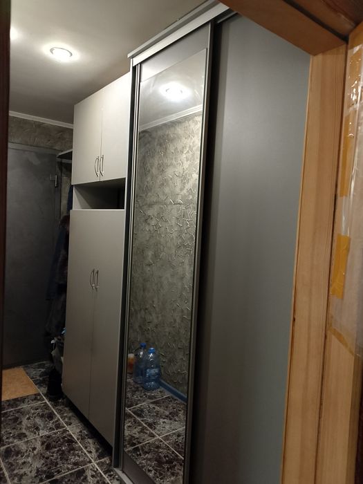 Продам шкаф купе