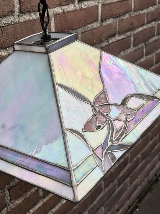 TIFFANY ,витражен полилей,лампа