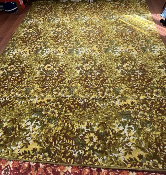 Продам срочно  три паласа