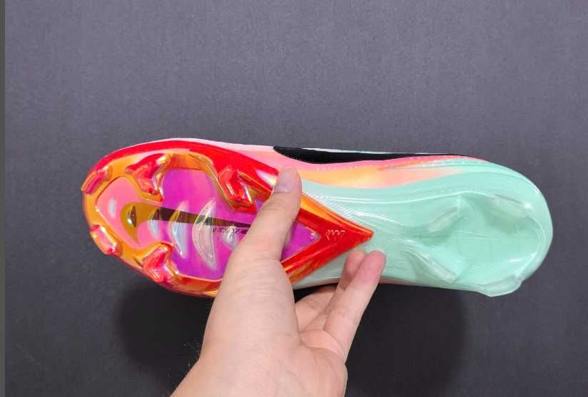 Ghete de fotbal Nike Mercurial Vapor 16