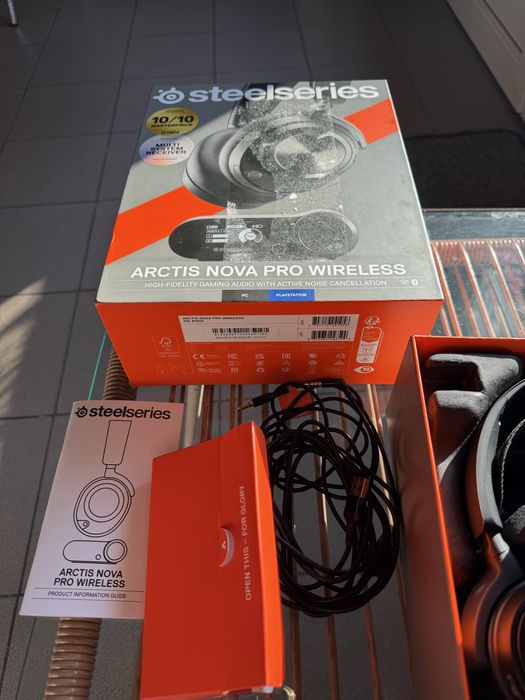 Steelseries arctis nova pro wireless Noi