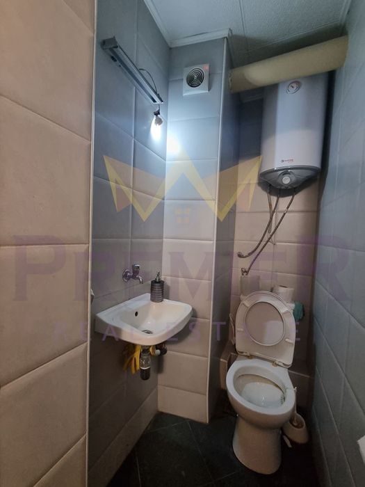Дава се под наем Тристаен апартамент в Варна, Левски - 80 кв.м за 508.47 € - Снимка #9