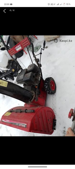 Продам снегоуборочную машину