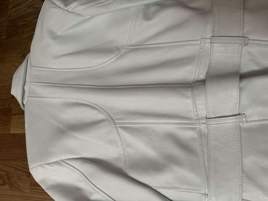 Geaca din piele nsturala