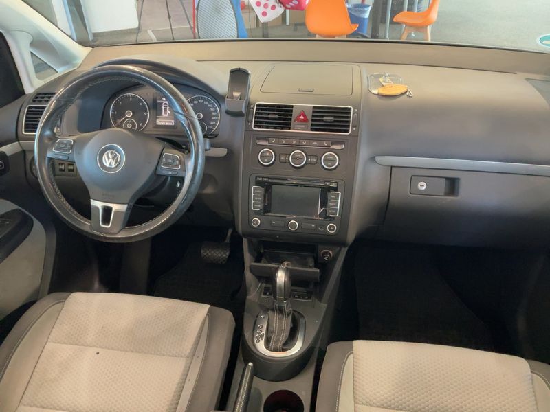 Volkswagen Touran 2.0 TDI CrossTouran 2014