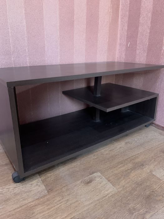 Подставка, тумба