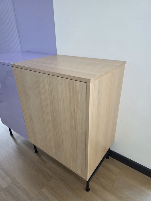 Минибар шкаф -дърво и лилаво