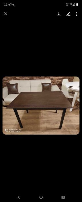 Трапезна      маса