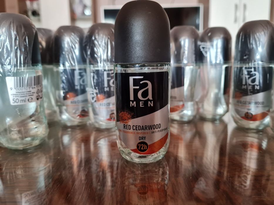 Мъжки рол-они в комплект