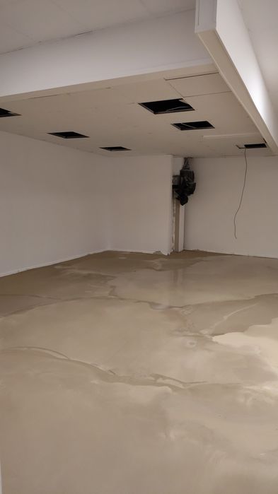 Zugrav scari bloc-apartamente-case-birouri