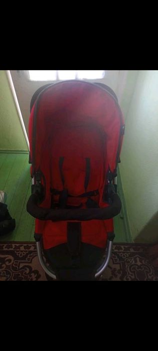 Количка три в едно