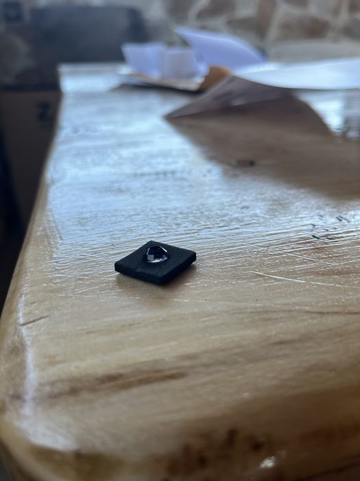 Iolit albastru violet 1.20 ct certificare IgI