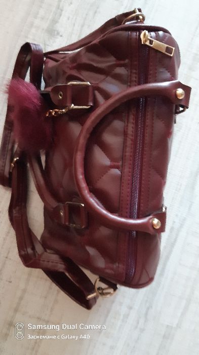 Дамска чанта с дълга и къса дръжка