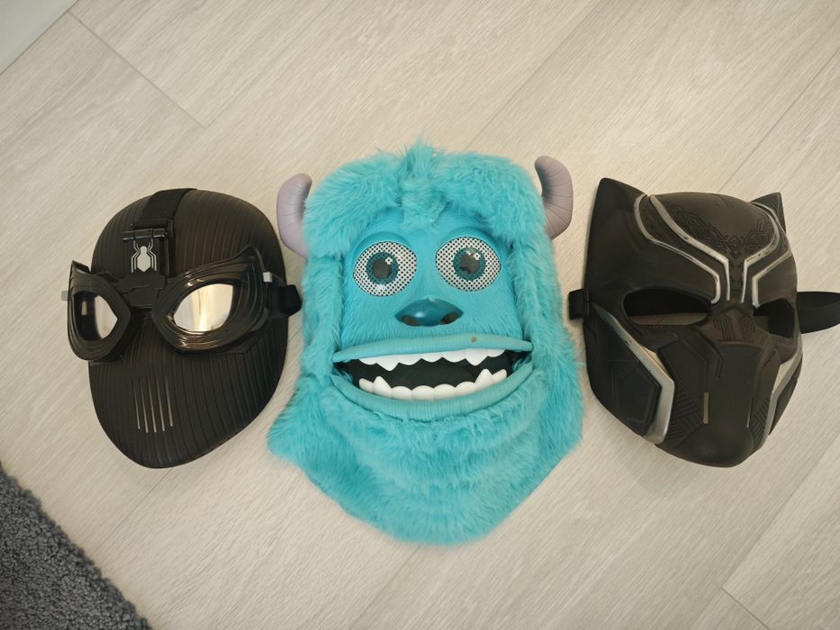Продам маски героев
