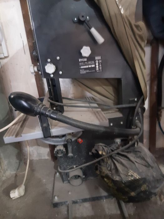 Ленточная пила продам