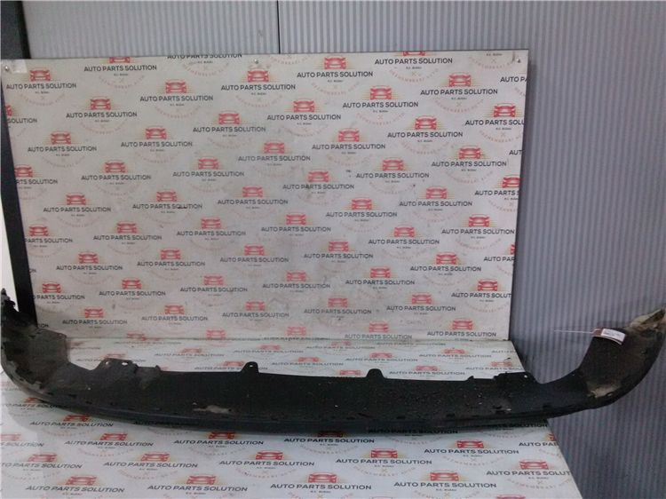 Spoiler bara fata volkswagen jetta 1.9 tdi an fabr. 2008