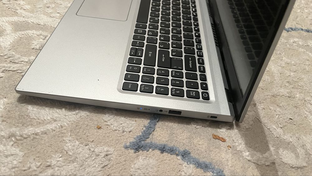 Acer ноутбук сатам