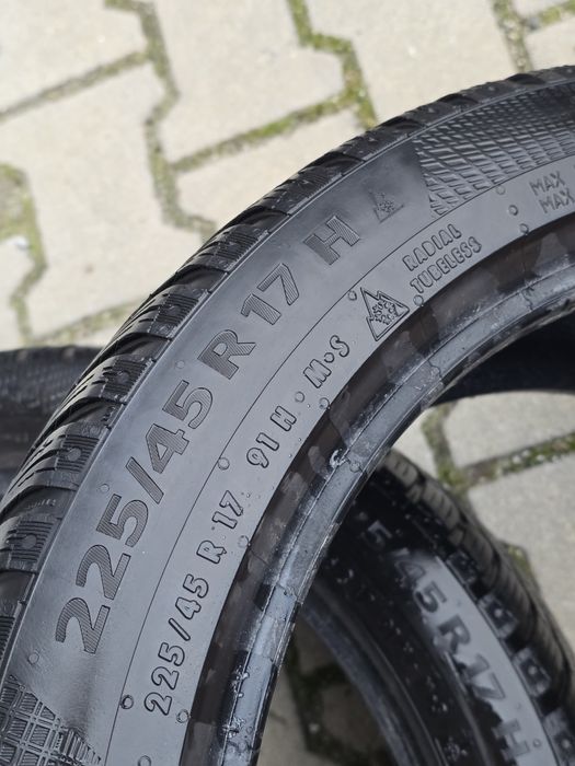 225 45 17 Continental