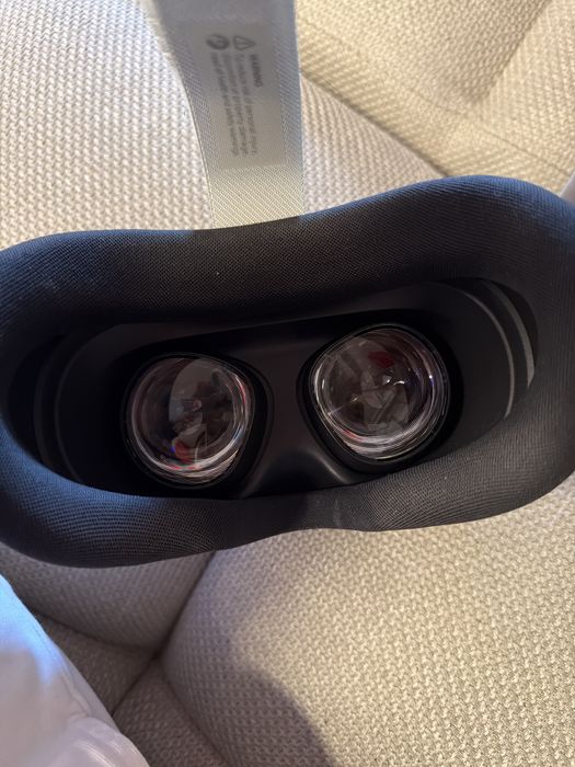 VR очила meta quest 3s