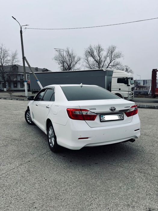 Продам тайота камри