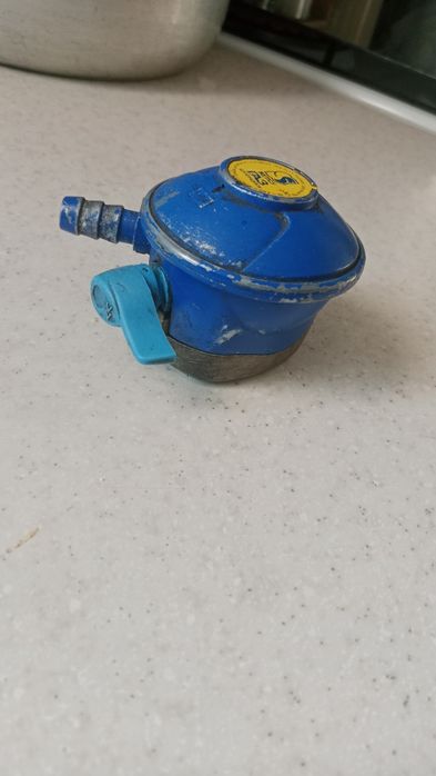 Газовыи редуктор