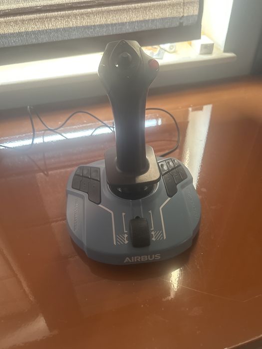 Controler Airbus pentru pc si console