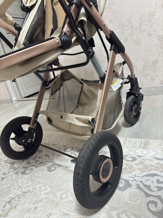 Продам детскую коляску