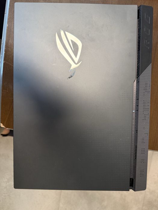 Игровой ноутбук ASUS ROG STRIX G513