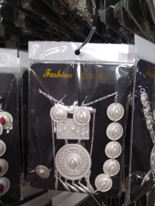 Комлект украшений мельхиор