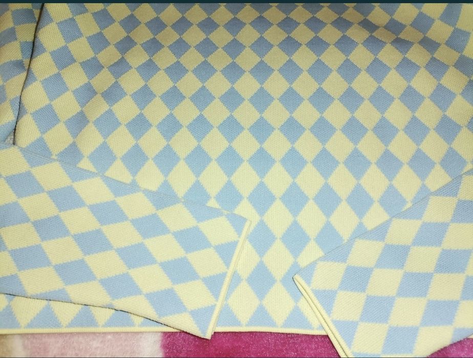 Bluza Zara, mărimea S,noua cu etichetă ,foarte frumoasa.