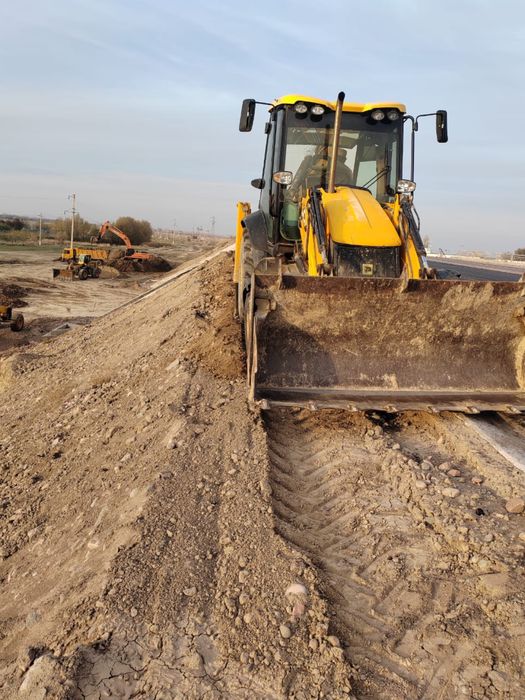 Аренда экскаватор-пагрузчик 3/1