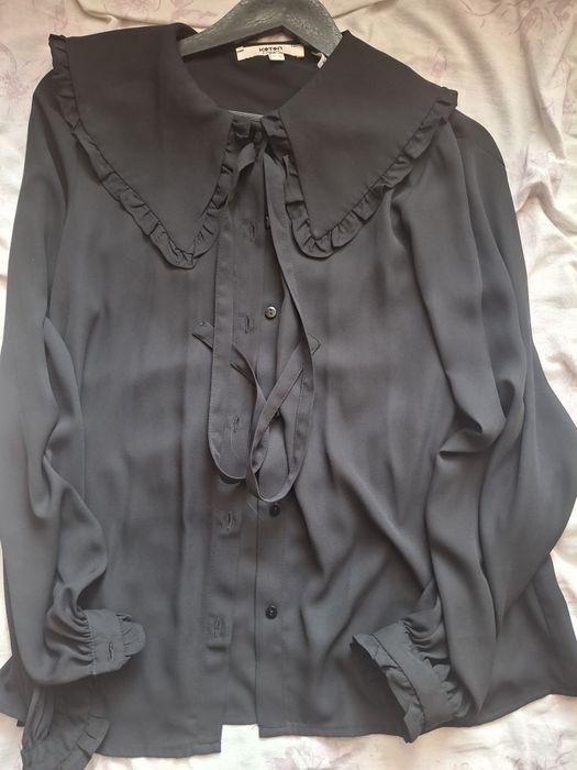 Блузка черная продаю