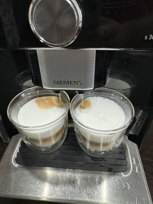 Siemens EQ9 EQ 9 espressor expresor cafea latte machiato cappuccino