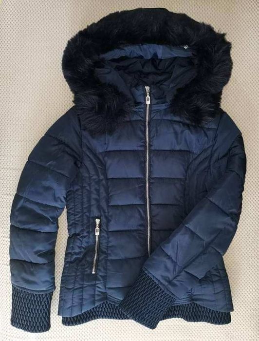 Продавам Якета  за всички сезони