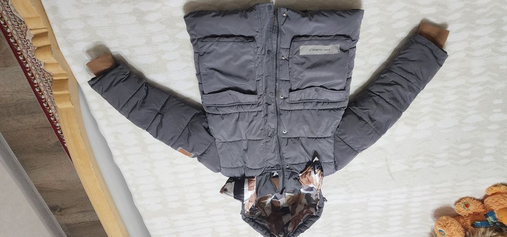 Куртка детская. Очень теплая, зимняя