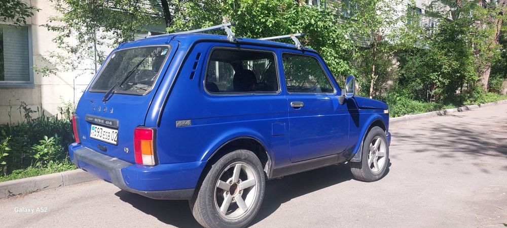 Продам ниву 2000г на ходу