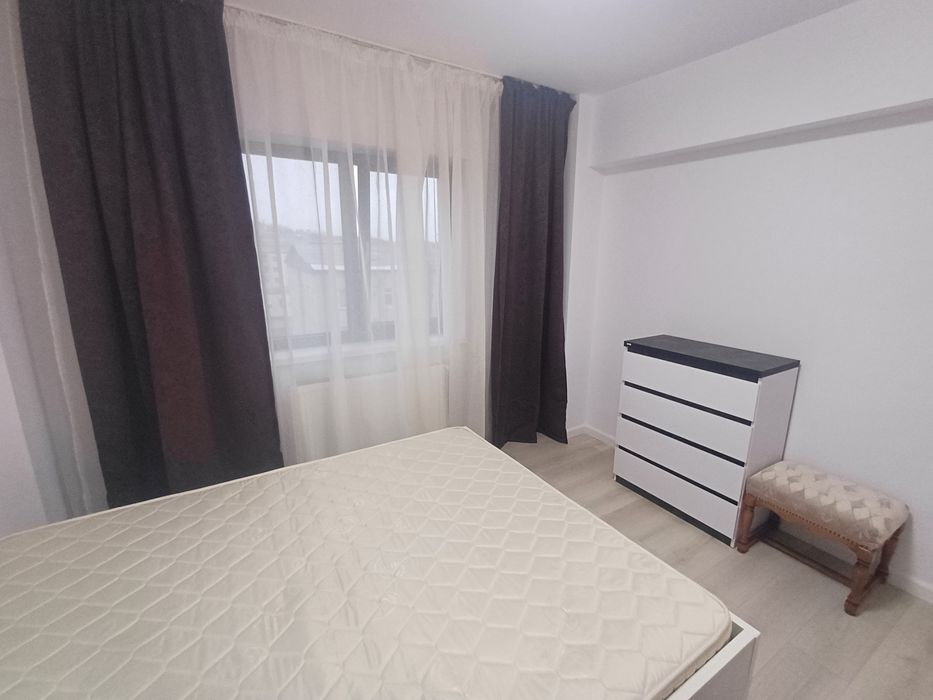 Ofer spre închiriere apartament 2 camere ,loc de parcare Conest Ozana