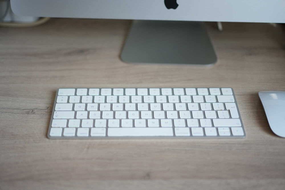 IMac intel core i7 3.6 gh z  16gb ram ddr 4