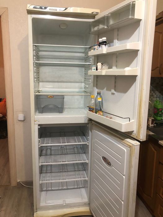 Холодильник б/у не рабочий