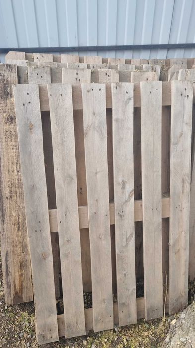 Б/у поддоны , нормальное состояние