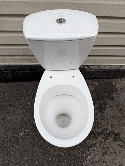 Унитаз б/у в хорошем состоянии